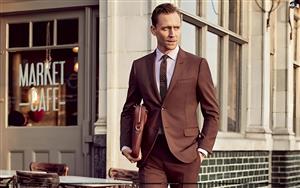 Tom Hiddleston